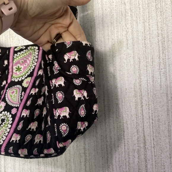 Vera Bradley Elephant Print Purse - Picture 5 of 13